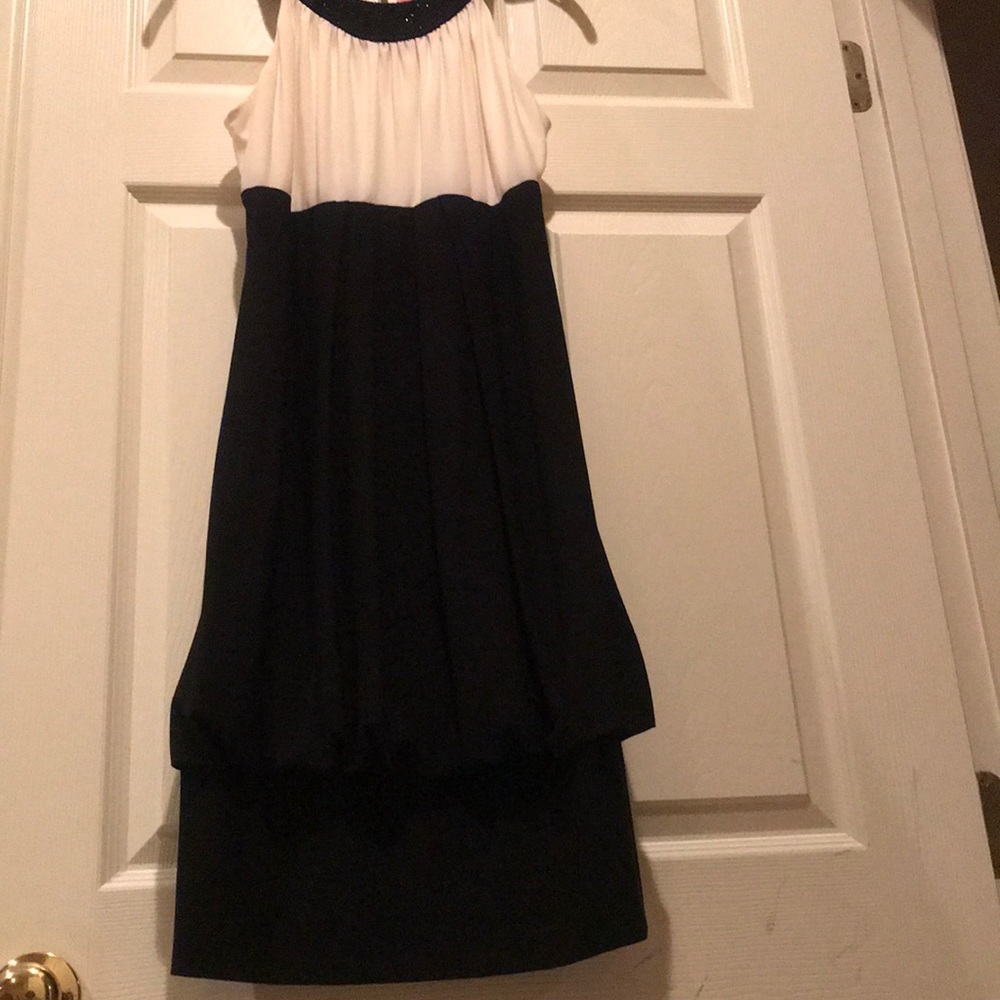 Dress with sequence collar